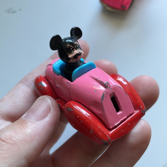 Tomy Car Minnie Mouse In a Pink VW Bug - Bonus Mickey Mouse car toy - Picture 2 of 5